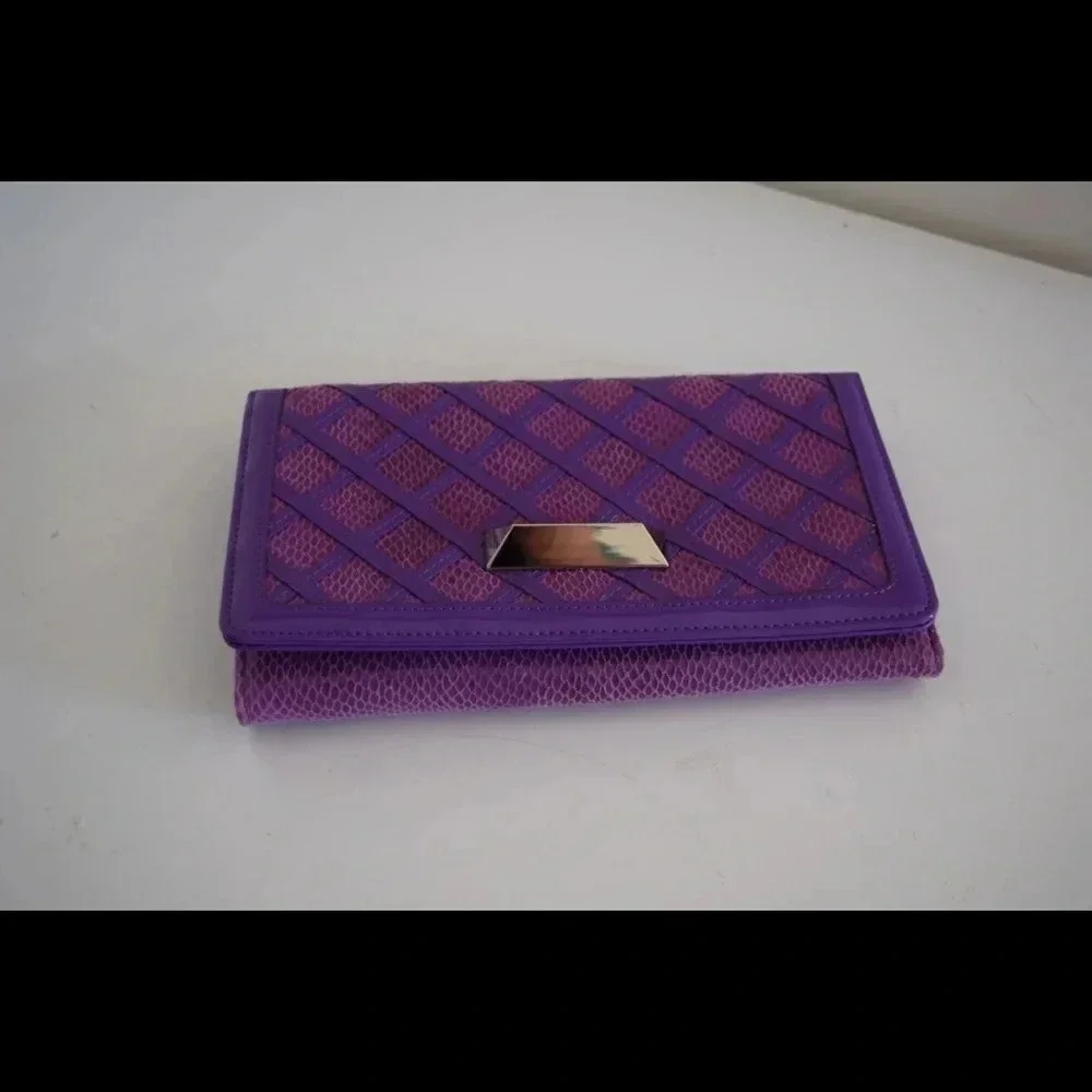 White House black market clutch - Picture 4 of 7